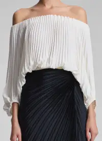 Sienna Satin Pleated Off Shoulder Top(Whisper White,XXS)