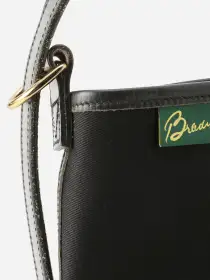 Brady Frome Shoulder Bag(Black,O/S)
