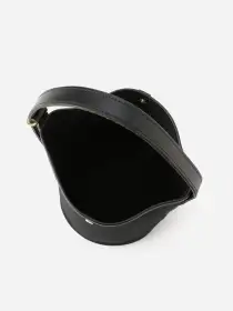 Brady Frome Shoulder Bag(Black,O/S)