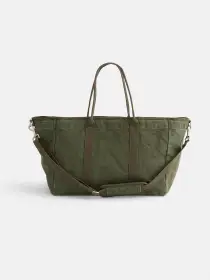 The Perfect Travel Tote