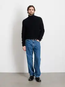 Judd Ribbed Turtleneck in Washed Cashmere(Black,XS)