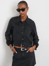 Betty Cropped Jacket In Black Denim(Washed Black,XS)