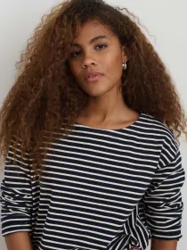 Emily Tee in Stripe(Dark Navy/Natural,XS)