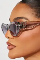 Very Indecisive Sunglasses(Grey,OS)