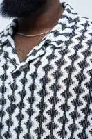Open Diamond Collared Crochet Shirt(Black/combo,S)