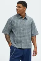Cropped Houndstooth Plaid Button Up Shirt