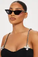Outsmarting You Sunglasses(Black,OS)