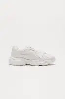 Mini Leave You Guessing Sneakers(White,9)