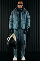 Stormy Iridescent Nylon Cropped Puffer Jacket(Blue,S)